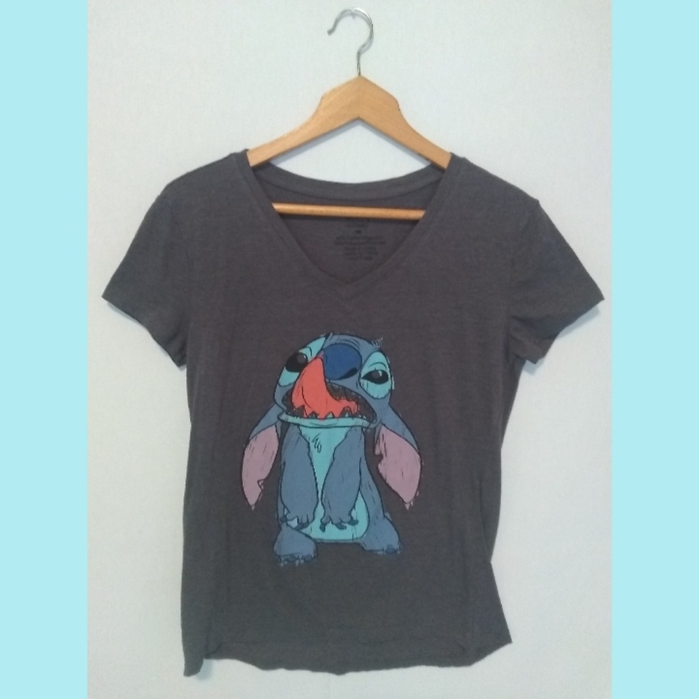 🌺Disney Lilo & Stitch V-neck Graphic Tee T-shirt